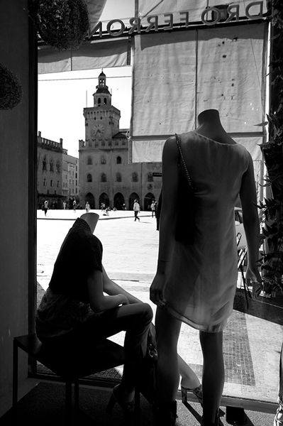 Auf der Piazza Maggiore, Bologna, Italien 2011.